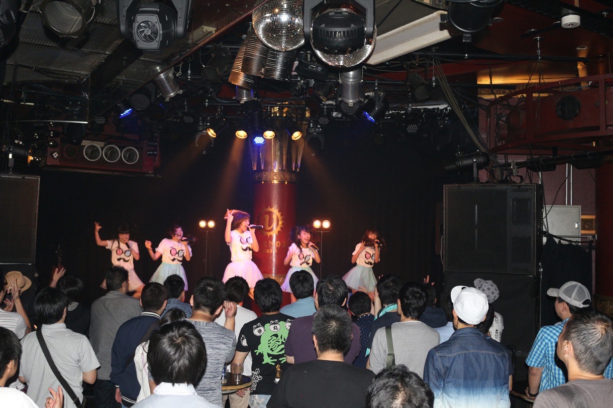 「LinQモノマネ道場から破りサーキット」の様子。 （写真提供：ジョブ・ネット）