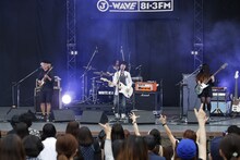 WHITE ASH（写真提供：J-WAVE）