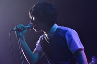 一色徳保（Vo, G / つばき）（撮影：古溪一道）