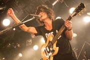 氏原ワタル(Vo, G)(撮影:新保勇樹)