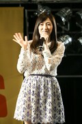渡辺麻友（写真提供：ソニー・ミュージックレーベルズ）