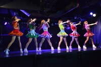 新曲「Tell me why 生まれて来た意味を知りたい」を披露するChu-Z。