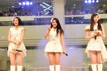 東京パフォーマンスドールによるメジャーデビュー1周年記念イベントの様子。
