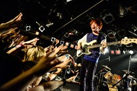 三原康司（B, Cho / フレデリック）（撮影：橋本塁）