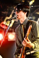 米田貴紀（Vo, G / 夜の本気ダンス）（撮影：橋本塁）