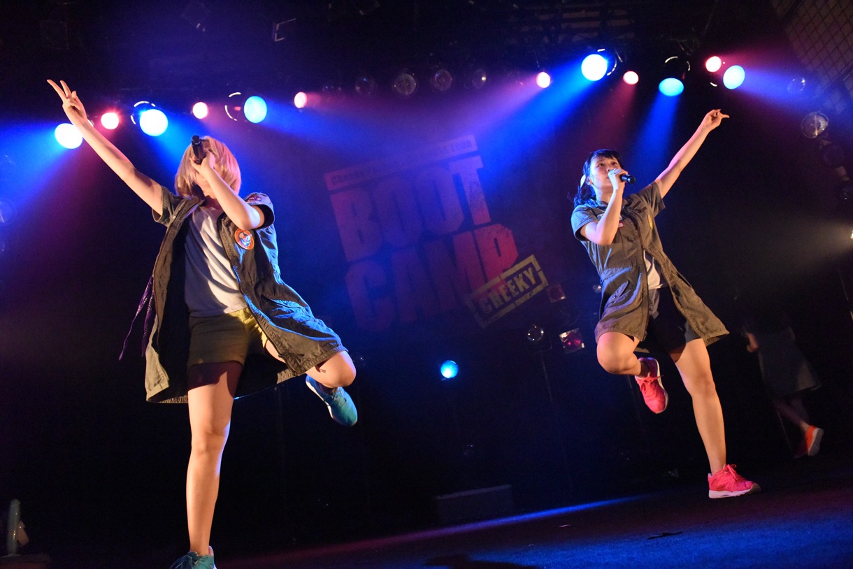 「Cheeky Parade LIVE HOUSE TOUR2015 ～Cheeky Boot Camp～」ライブの様子。