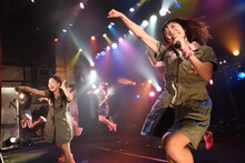 「Cheeky Parade LIVE HOUSE TOUR2015 ～Cheeky Boot Camp～」ライブの様子。