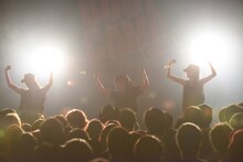 「Cheeky Parade LIVE HOUSE TOUR2015 ～Cheeky Boot Camp～」ライブの様子。