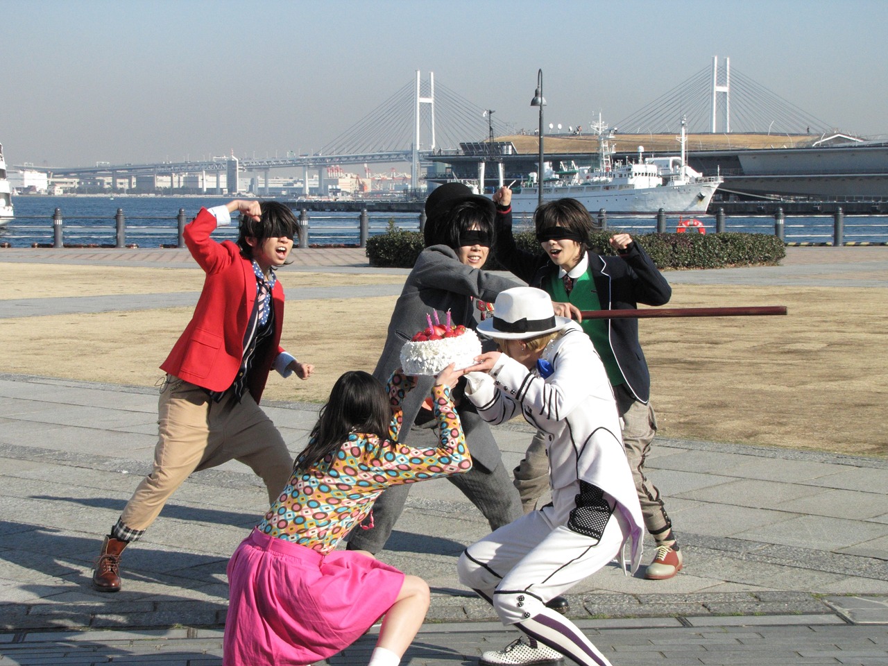 「でんぱコネクションフレンチ～でんぱオシャレ探偵局～」のワンシーン。(c)でんぱコネクション製作委員会