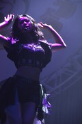 中江友梨