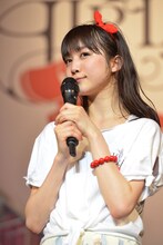 新井ひとみ