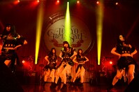東京女子流「TOKYO GIRLS' STYLE 5th Anniversary LIVE -キラリ☆ into the new world-」の様子。