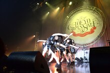 東京女子流「TOKYO GIRLS' STYLE 5th Anniversary LIVE -キラリ☆ into the new world-」の様子。