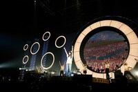 「miwa concert tour 2015 ONENESS」横浜アリーナ公演の様子。（撮影：佐藤薫）