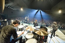THE BAWDIES「Shake! Shout! & Soul!」東京・中野サンプラザ公演の様子。（Photo by RUI HASHIMOTO[SOUND SHOOTER]）