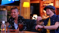 降谷建志とTAKUMA。(c)TBS