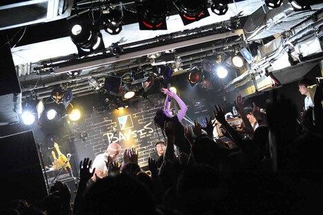 SHAKALABBITS「『Climax』Release Party!!!」横浜BAYSIS公演の様子。