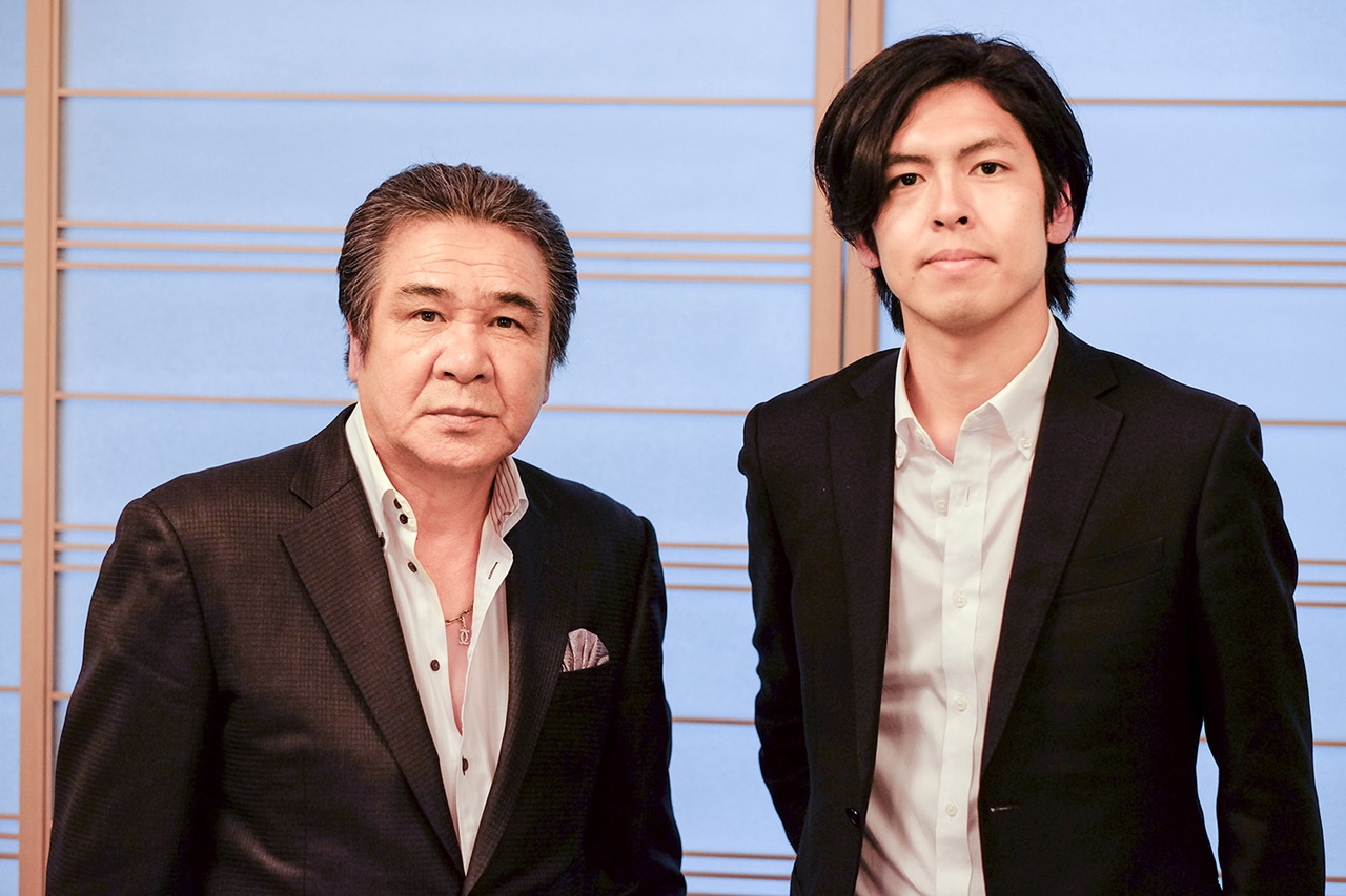 左から鳥羽一郎、木村竜蔵。