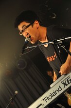 mono（Key）（撮影：佐藤哲郎）