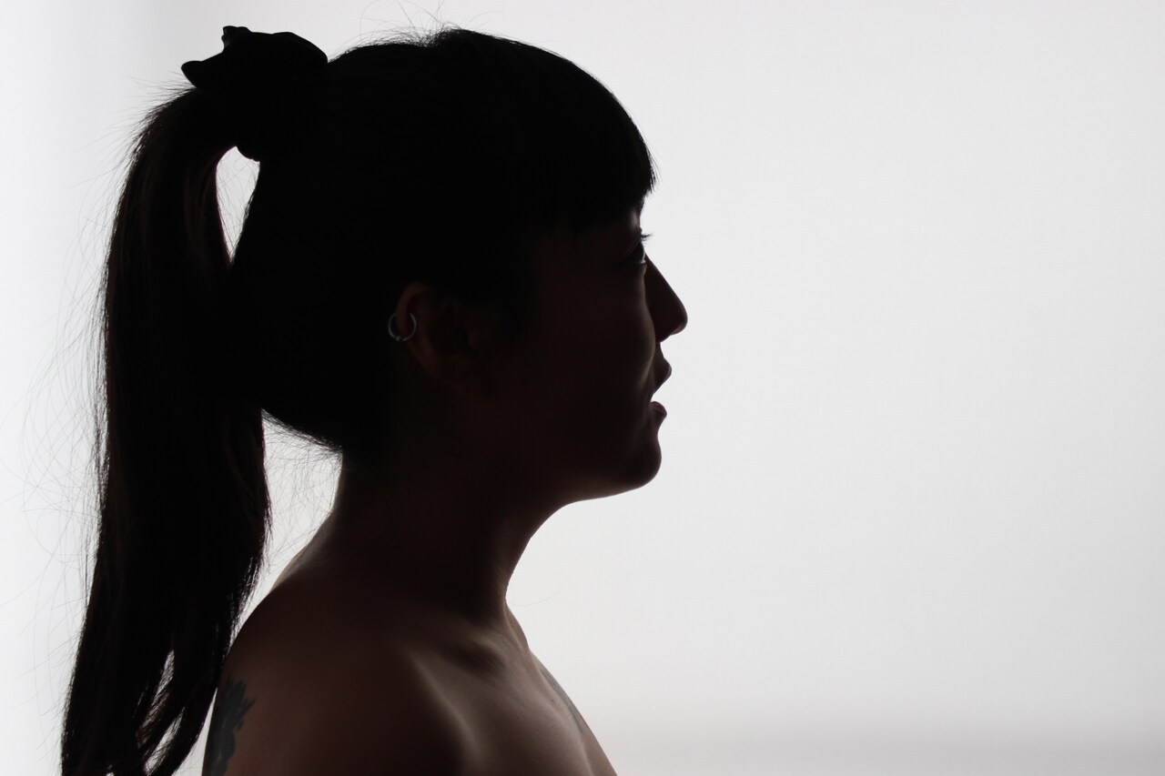 aoki laska、夫・日下部裕一も参加した2ndアルバム「ひとりの美術館」