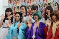 （下段左から）山崎怜奈、堀未央奈、斉藤優里（上段左から）中田花奈、佐々木琴子、井上小百合、齋藤飛鳥。