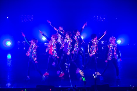 超特急（撮影：米山三郎［SignaL］）