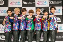 超特急（撮影：米山三郎［SignaL］）