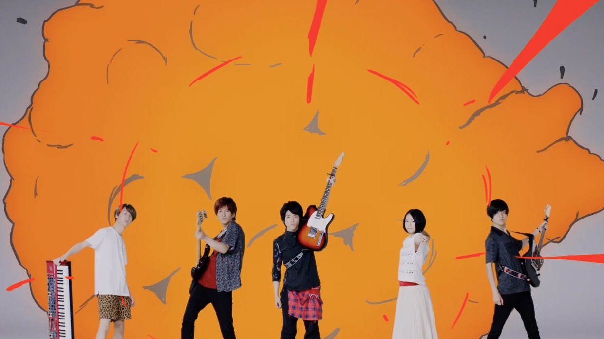 「StaRt」MVのワンシーン。