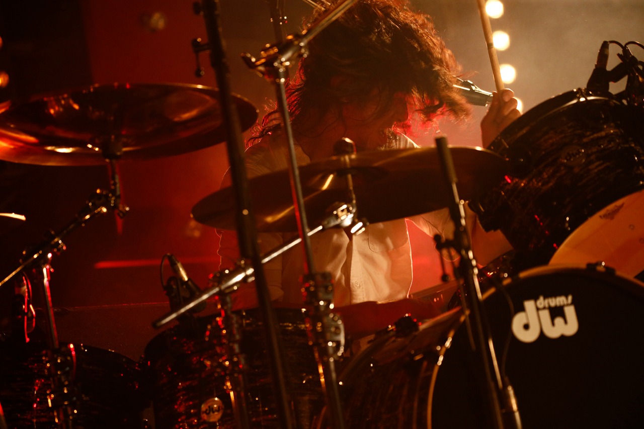 ZAX（Dr / The BONEZ）（Photo by Tetsuya Yamakawa[showcase]）