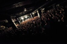 サンボマスター「3×ボ＝15 ANNIVERSARY サンボマスターとキミ TOUR 2015」yokohama Bay Hall公演の様子。（撮影：浜野カズシ）