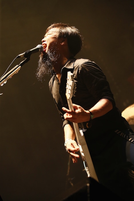 YUTA（Vo, G / HAWAIIAN6）（Photo by Tetsuya Yamakawa[showcase]）