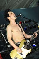 ANTON（B, Vo / RADIOTS）（Photo by yuji honda）