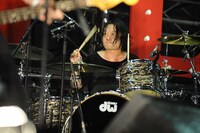 YUKI（Dr / RADIOTS）（Photo by yuji honda）