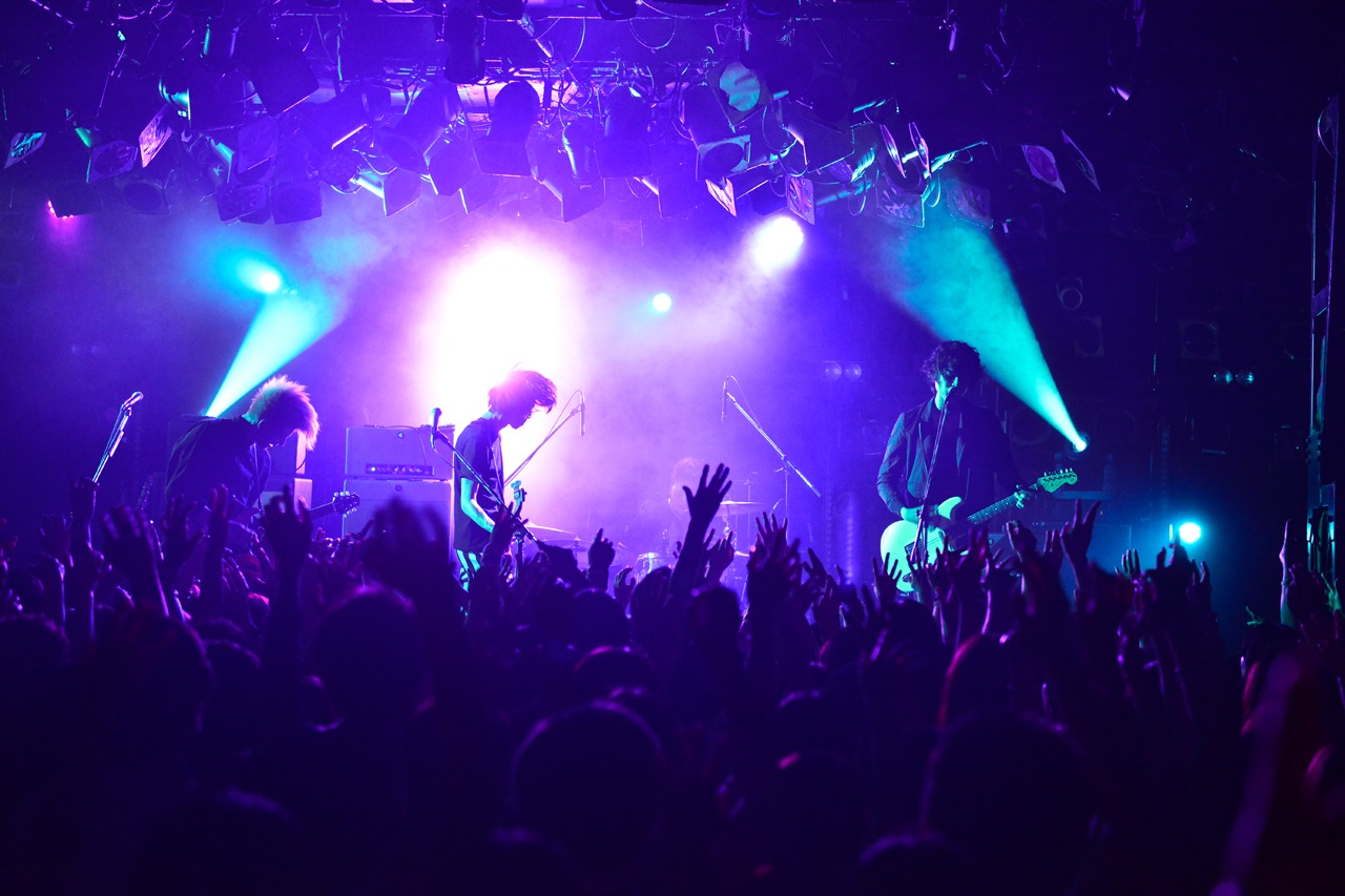 LEGO BIG MORLのライブの様子。（Photo by RUI HASHIMOTO［SOUND SHOOTER & STINGRAY］）