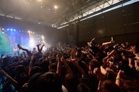 locofrankのライブ中の様子。（Photo by Teppei Kishida）