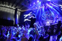 Fear, and Loathing in Las Vegasのライブの様子。（Photo by yuji honda）
