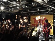 「『ALXD』Special Live」の様子。（写真提供：ユニバーサルミュージック）