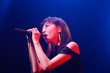 神田沙也加（Vo）（撮影：森久）