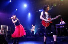 「TRUSTRICK PREMIUM LIVE SUMMER "Garnet"」の様子。（撮影：森久）