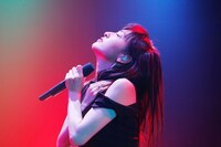 神田沙也加（Vo）（撮影：森久）