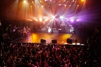 「TRUSTRICK PREMIUM LIVE SUMMER "Garnet"」の様子。（撮影：森久）