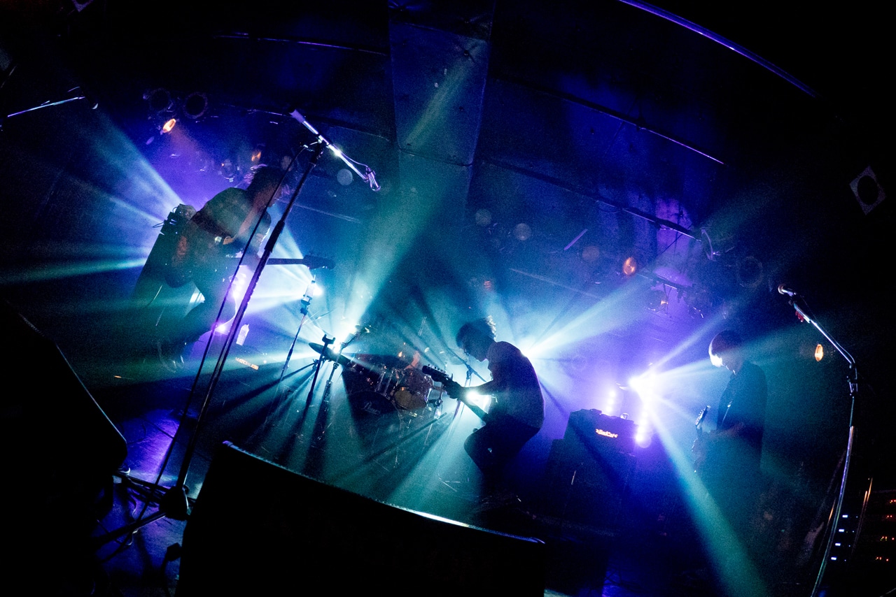 BLUE ENCOUNT（撮影：井上写真事務所）