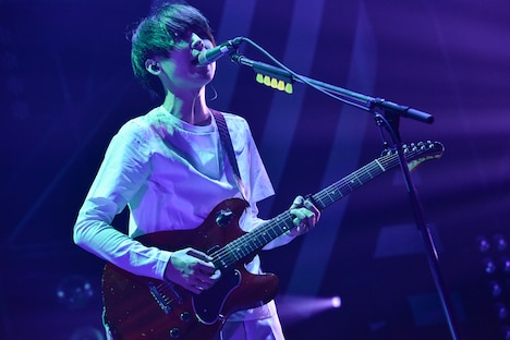 川谷絵音（Vo, G）（撮影：古渓一道）