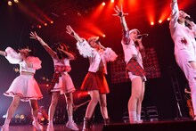 「ベイビーレイズ JAPAN SPRING TOUR 2015 -IDOROCK SENSATION-」の様子。