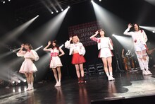 「ベイビーレイズ JAPAN SPRING TOUR 2015 -IDOROCK SENSATION-」の様子。
