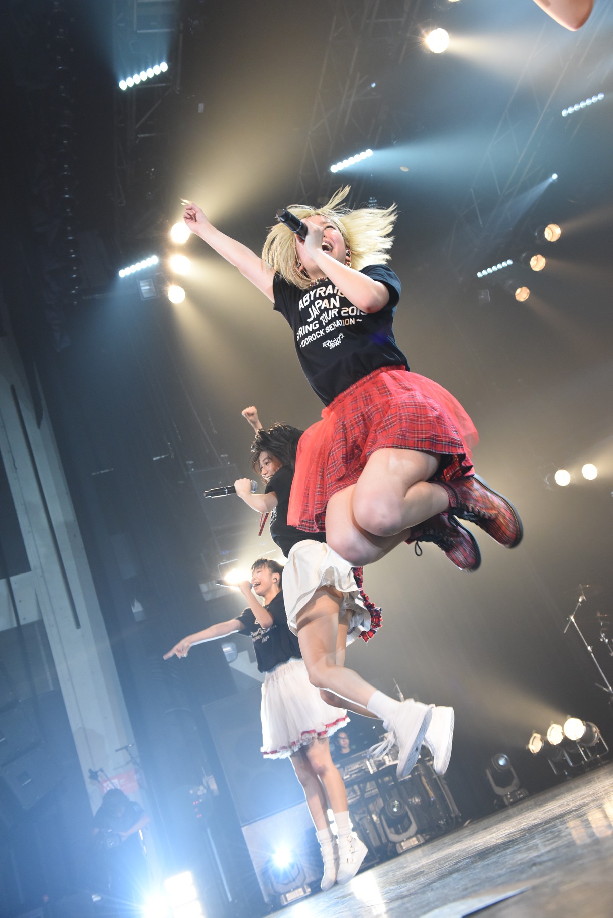 「ベイビーレイズ JAPAN SPRING TOUR 2015 -IDOROCK SENSATION-」の様子。