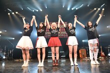 「ベイビーレイズ JAPAN SPRING TOUR 2015 -IDOROCK SENSATION-」の様子。