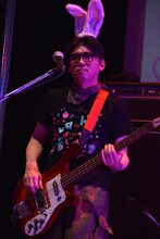 沖井礼二（B / TWEEDEES）