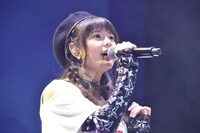 竹達彩奈「Ayachi Birthday 2015 あやテレ」夜の部の様子。