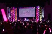 竹達彩奈「Ayachi Birthday 2015 あやテレ」夜の部の様子。